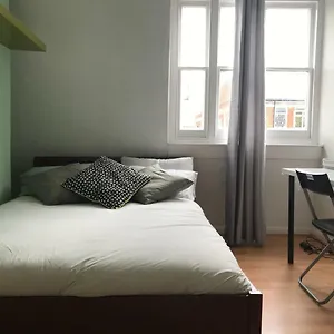 Guest house 103 London