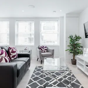Roomspace Serviced Apartments- Walpole Court *
