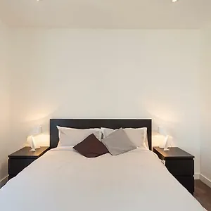 Apartment Luxury In North Greenwich London