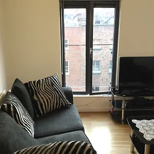 Blandford Street Apartment