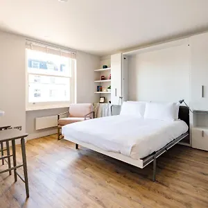 Canguroproperties - Pinehurst Court Apartment