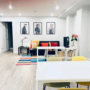Cavendish Apartment *