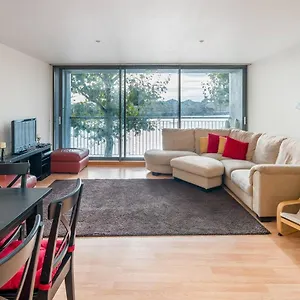Apartment Bright 2 Bed 2 Bath Near Canary Wharf London