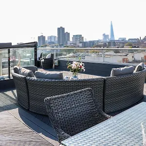 City Courtyard & Penthouse Hotel 5*