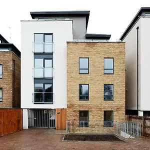 Oyo 136 Kings Ave New Builds