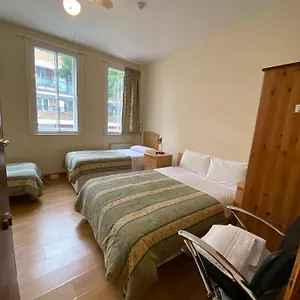 Seven Dials Annexe Hotel 3*