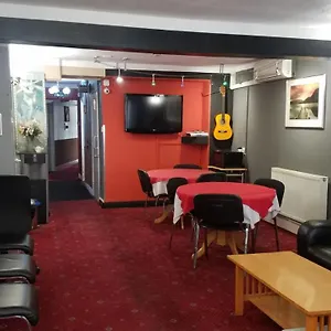 Hotel View Road 2*