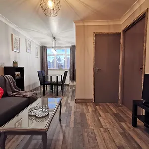 Palaz 2 - 2 Bedroom Flat *