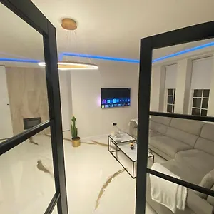 Beautiful And Modern In North Uk *
