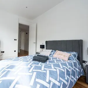 Beautiful By Hyde Park Ss2 Apartman London