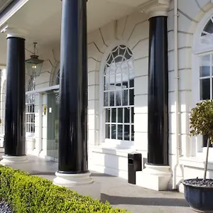 London Aerodrome Hotel, Bw Signature Collection London Borough of Croydon