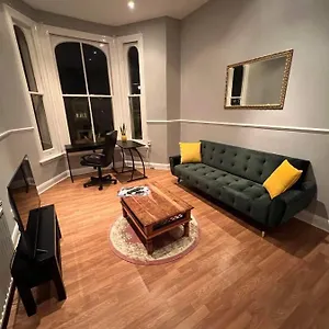 Central, Cozy Victorian Flat Next To Harrods Apartment London