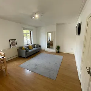 Apartman Amazing 3 Bedroom Flat Minutes From Tower Bridge *