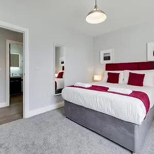 Roomspace Serviced - Brewers Lane * ريتشموند