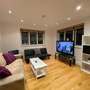 Beautiful & Luxurious In Richmond