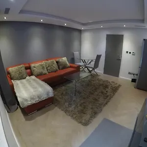 Perfect Base * London