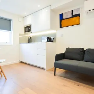 Regents Serviced By Stayprime Appartement *