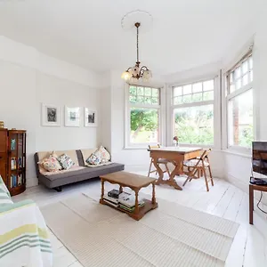 Apartment Lovely 1 Bdr Apt In Victorian House, Kilburn