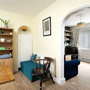 Holiday home 3br House A Perfect Group Getaway London
