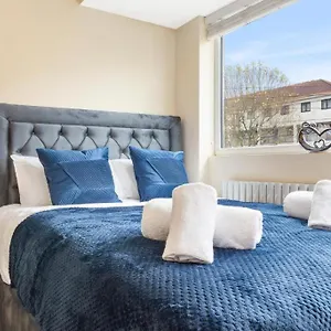 Twickenham Homes * Isleworth