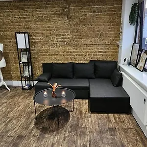 Cosy Flat In North