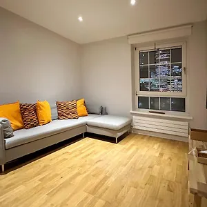 Apartment David's Place In Eastend London