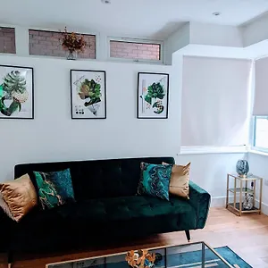 X2 X2 Bedroom With Free Parking & Wifi Apartment Croydon