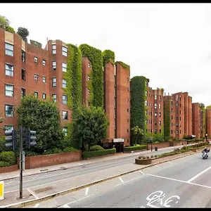 Apartment Us Embassy Spacious *