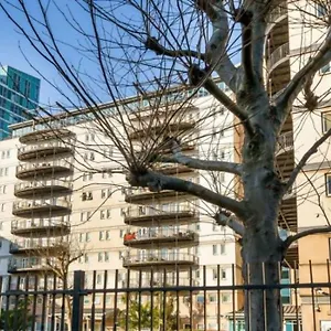 Apartment Stratford - Walk To Abba Voyage