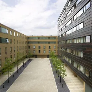 Apartment Ucl Frances Gardner House London