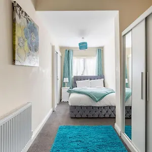 The Peacock Palace- Luxury *