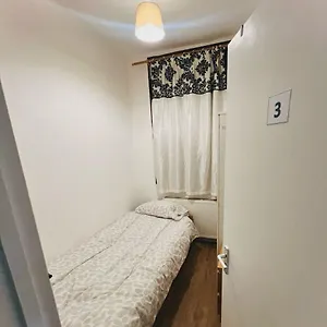 Private Single For Single Person R 03 * London