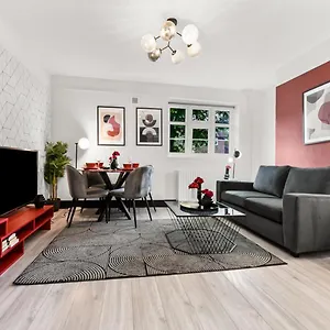 Radiant Serenity 2br Flat Sleeps 4 Warm Ambiance London