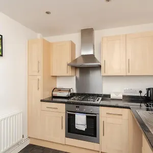 Bright & Airy 1 Bedroom In Trendy Peckham London