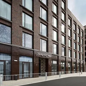Отель Hampton By Hilton Docklands 3*