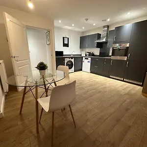 Luxury Modern Apartment-flat London * Rainham (Greater London)