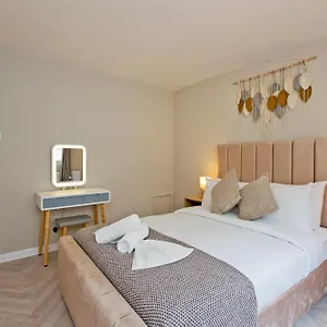 Apartment Imperial Leinster Garden London
