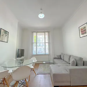 Primestate Hyde Park Apartment