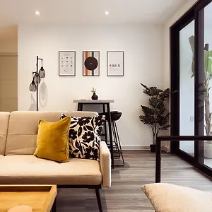 Luxe Pad London With Free Parking! Apartment Brentford