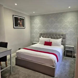 The Beverley - Victoria London