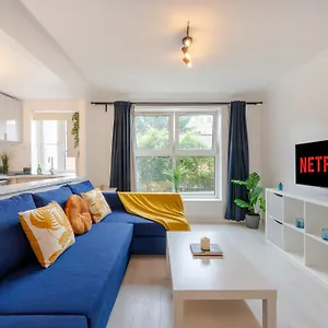 The Perfect - 2 Bedroom Flat With Parking - Hackney, Shoreditch, Dalston London