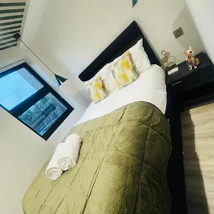 Apartment Luxury Flats, Location In Town London