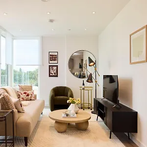 Apartment The Tottenham Wonder - Pleasing 2bdr Flat With Balcony