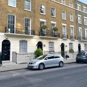Apartment Hyde Park London