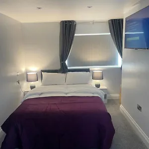 Apartment Cozy Flat - Romford, London Havering