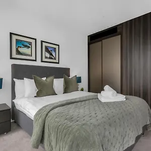 Mysquare Two Bed Serviced In Old Street Apartment *
