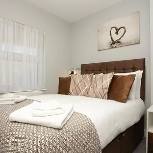 Stylish And Homey 2 Bedroom In Abbey Wood