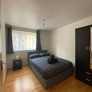 Apartment Londres Hanwell