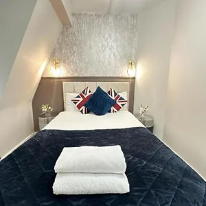 Apartment One Bedroom *
