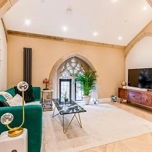 Apartment Gorgeous 2br Flat In North Finchley, 3 Min Tube Totteridge